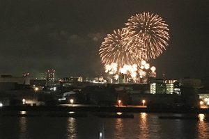 広島みなと花火大会バルコニーからの眺望